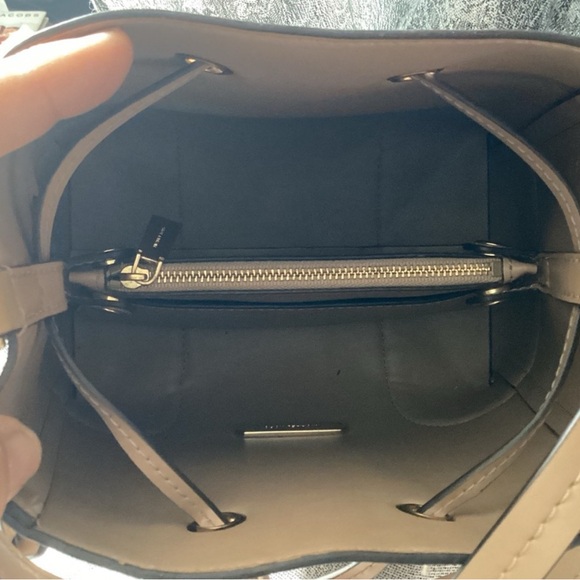 Michel Kors Signature Mercer Convertible Crossbody Bag - Picture 6 of 13